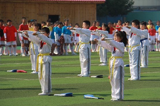 推山小学跆拳道表演.JPG